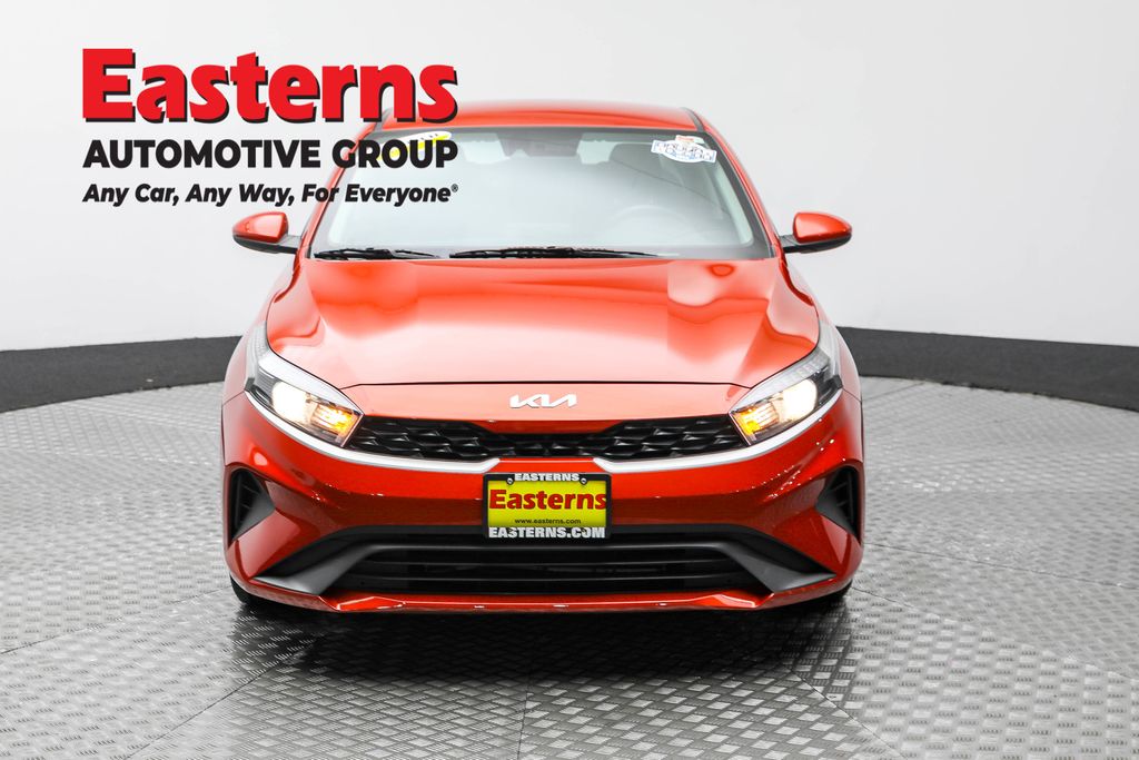 Used 2023 Orange Kia LXS image 2