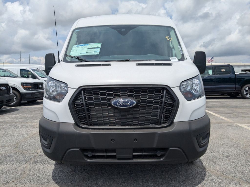 2025 Ford Transit 250