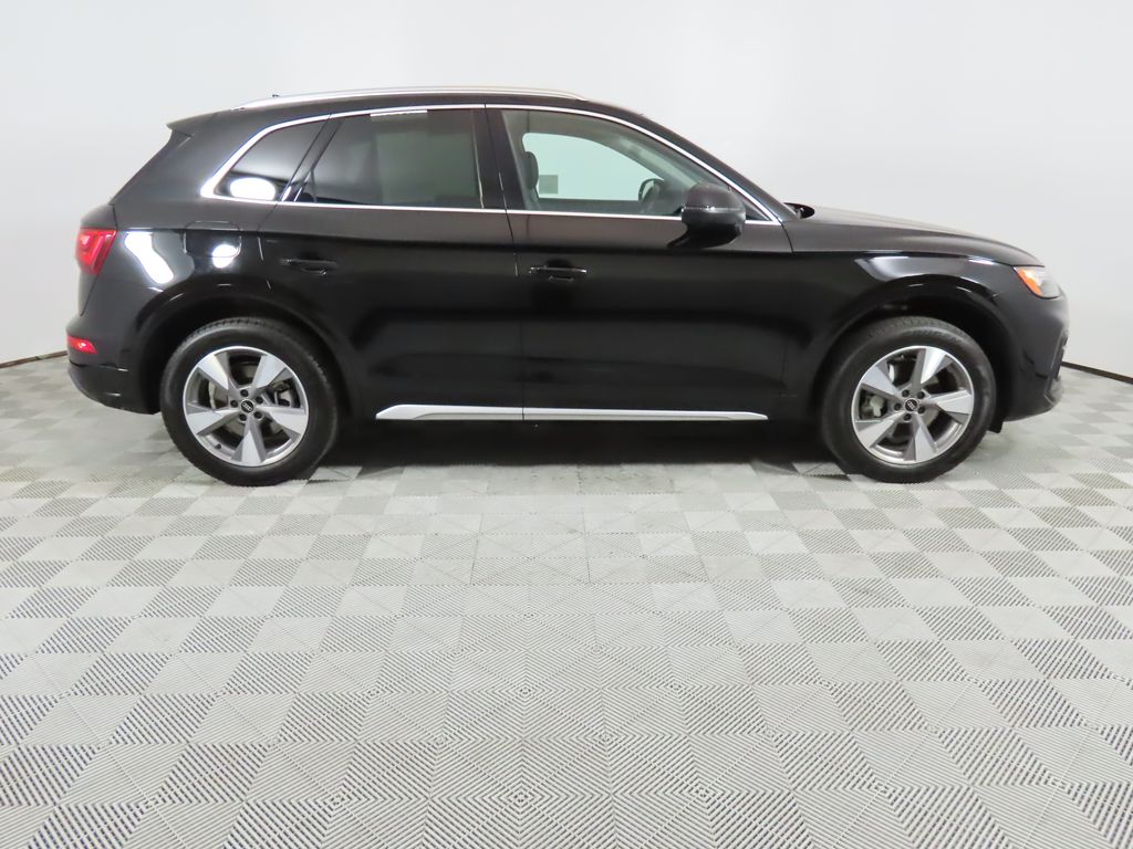 2022 Audi Q5 40 Premium Plus 6