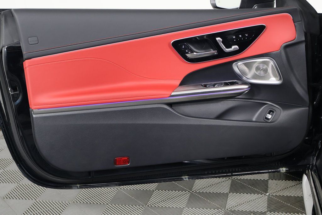 Thumbnail: 2026 Mercedes-Benz CLE - 8