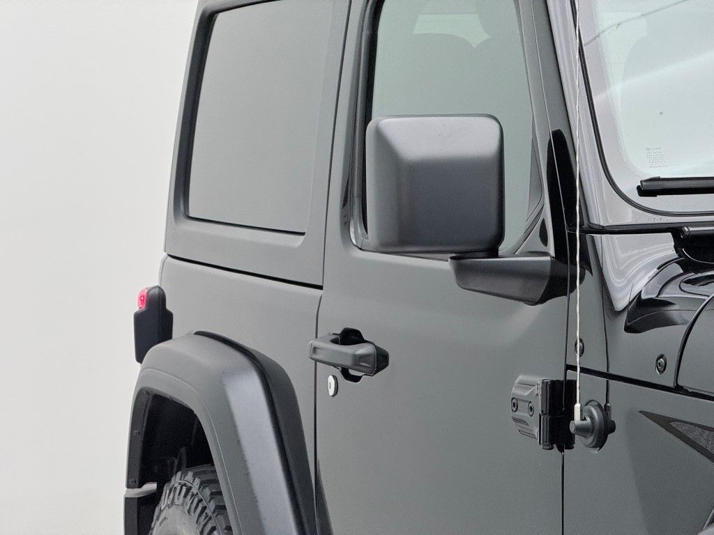 Thumbnail: 2021 Jeep Wrangler - 3