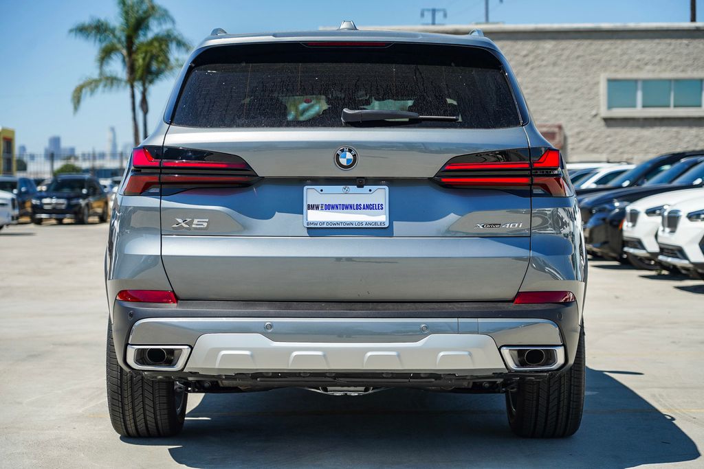 2025 BMW X5 xDrive40i 7