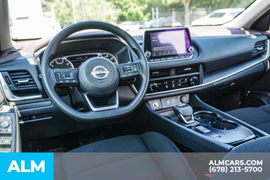 2023 Nissan Rogue S photo 23