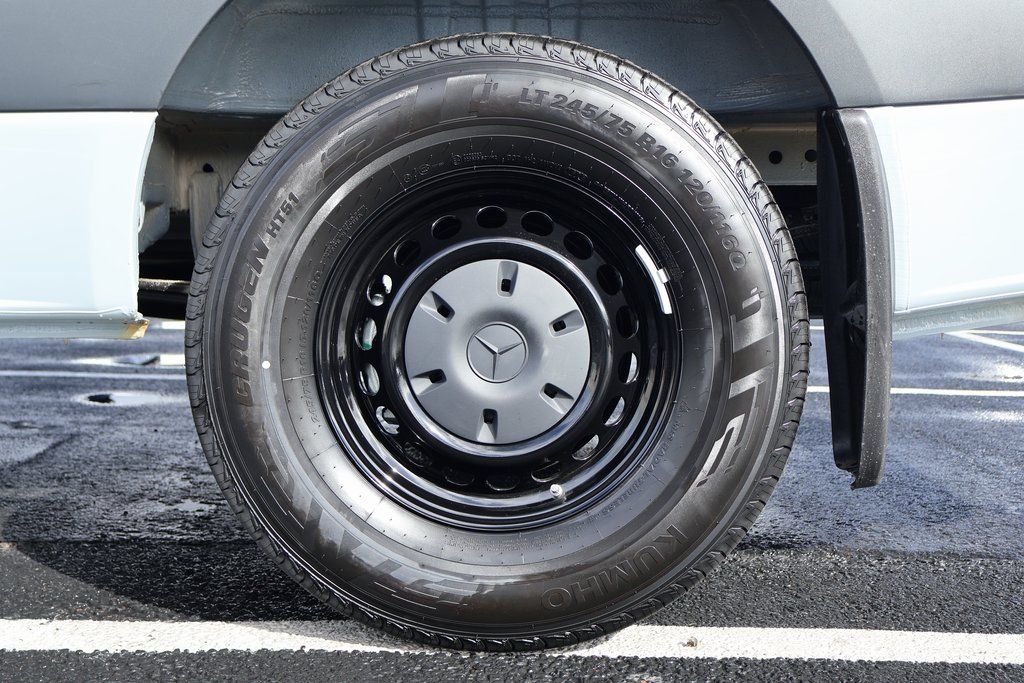 Thumbnail: 2026 Mercedes-Benz Sprinter - 11