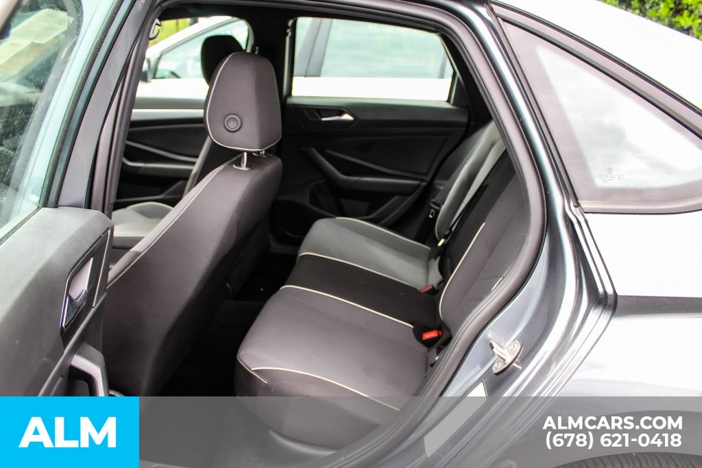 Used 2025 Gray Volkswagen 1.5T Sport image 18