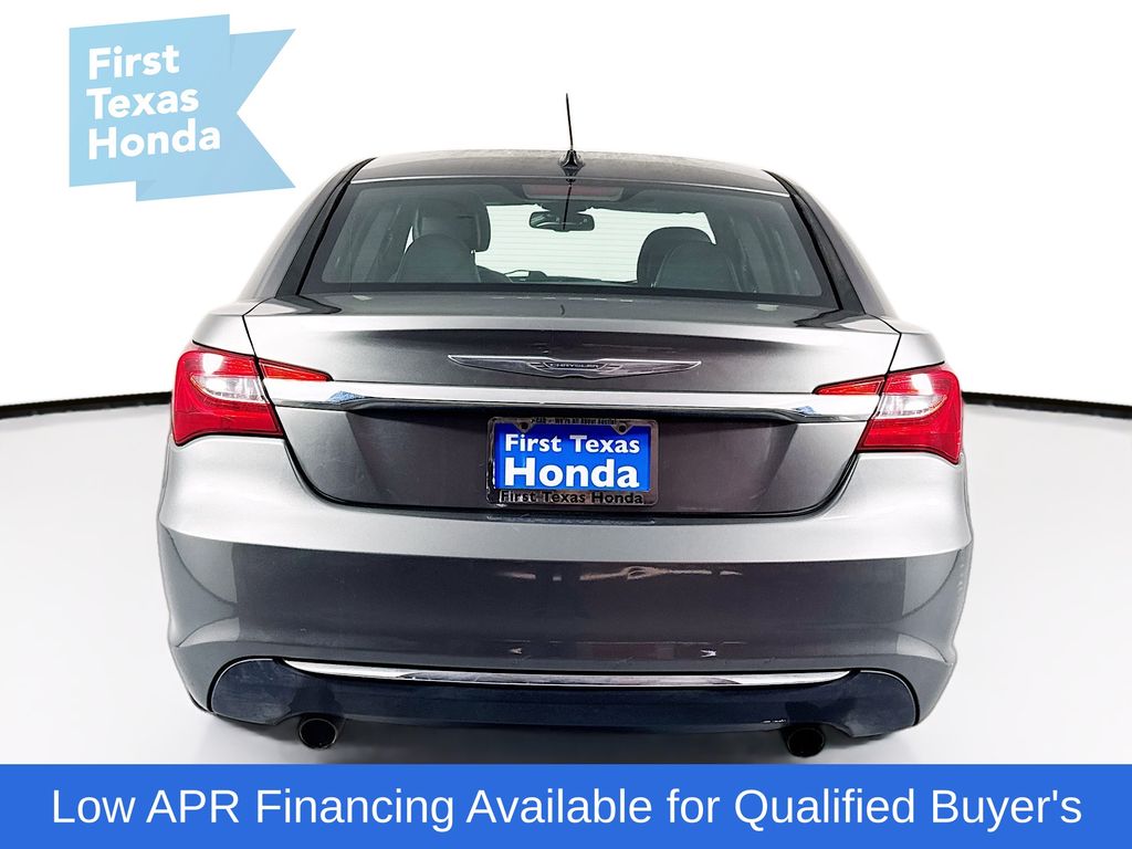 Used Car 2013 Chrysler 200  Limited For Sale Under $10,000 In Austin, Texas