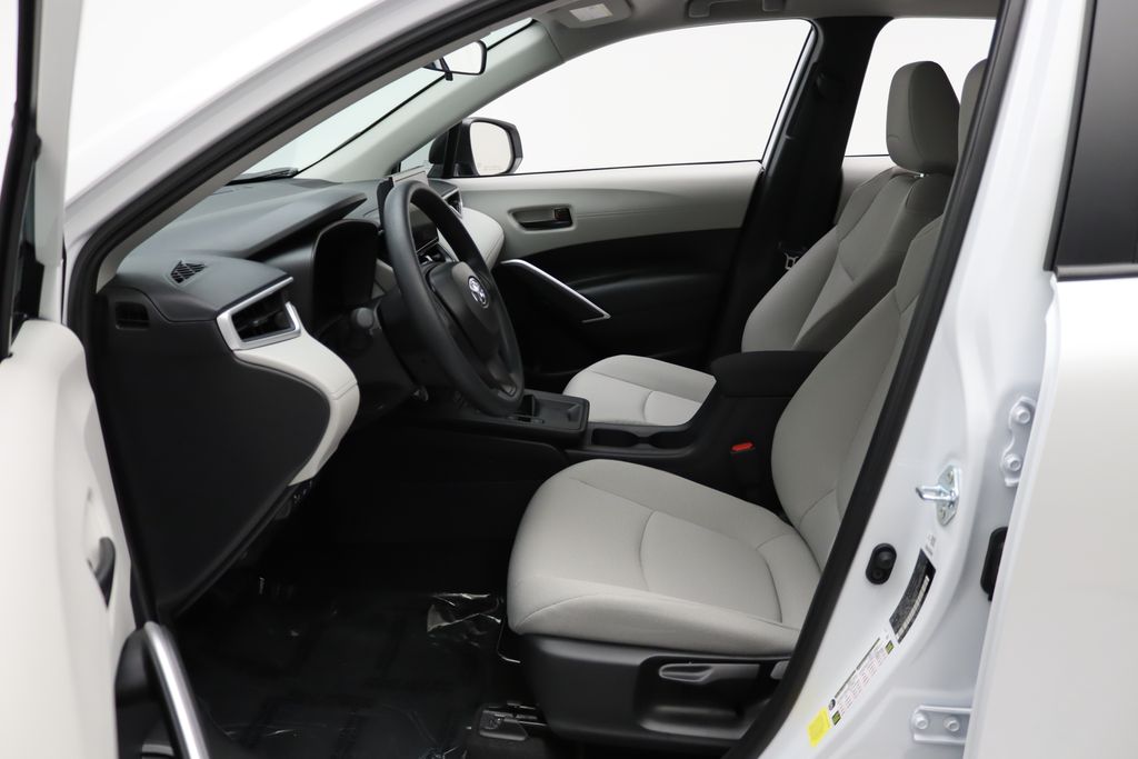 Thumbnail: 2026 Toyota Corolla Cross - 13