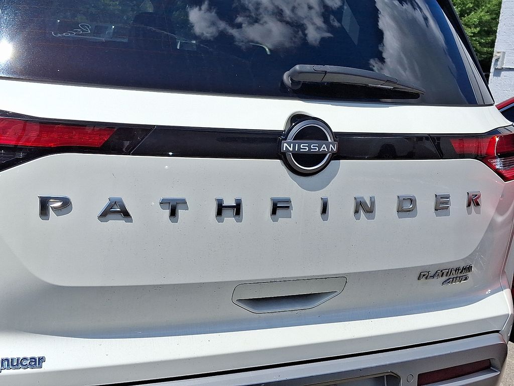 2024 Nissan Pathfinder — photo 9