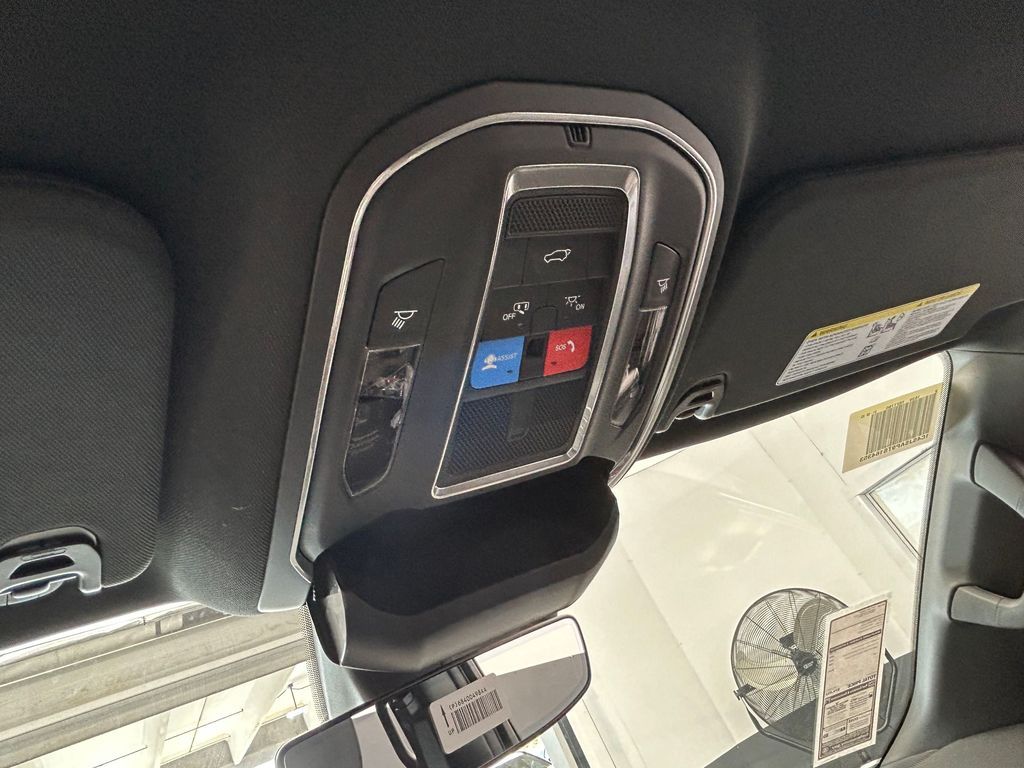 New 2026 Bright White Clearcoat Jeep  image 27