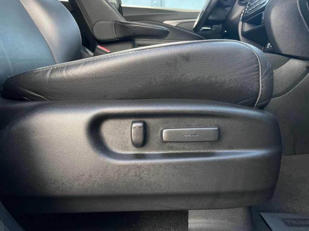 Thumbnail: 2022 Honda Pilot - 30