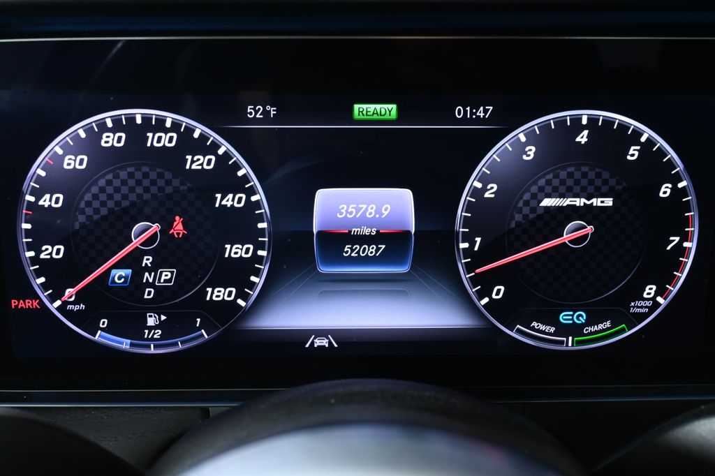 Thumbnail: 2020 Mercedes-Benz E-Class - 20
