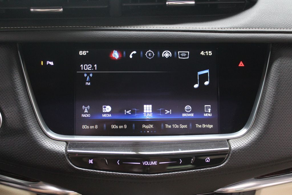 Thumbnail: 2017 Cadillac XT5 - 15