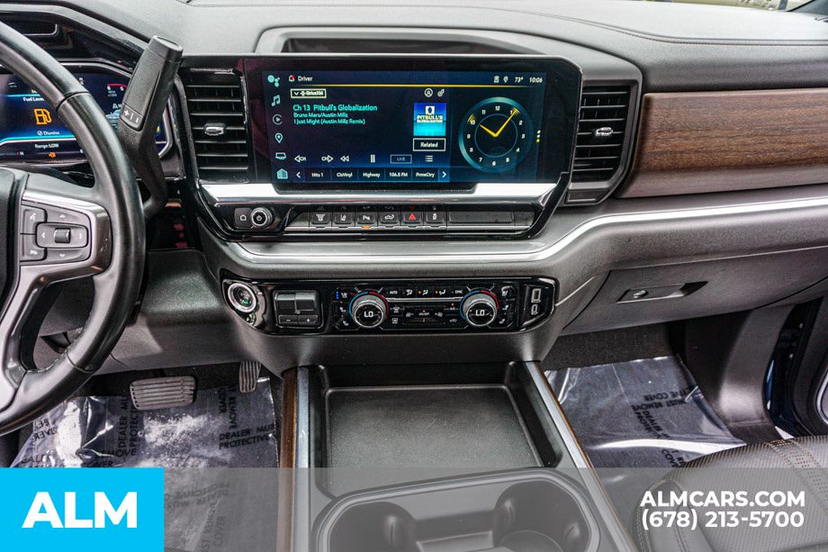 Used 2024 Blue Chevrolet High Country image 41