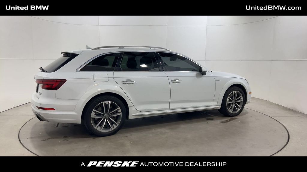 Thumbnail: 2018 Audi A4 - 9