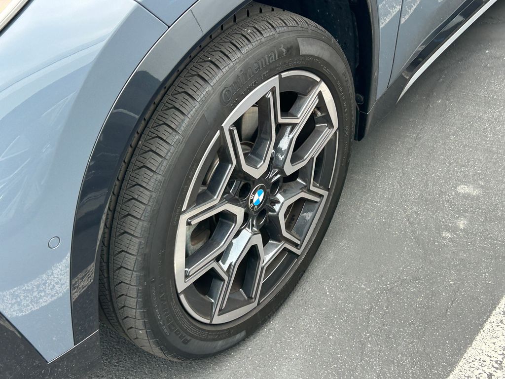 Thumbnail: 2023 BMW X1 - 3