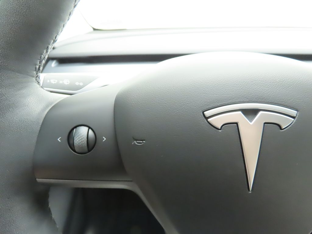 Thumbnail: 2024 Tesla Model Y - 11
