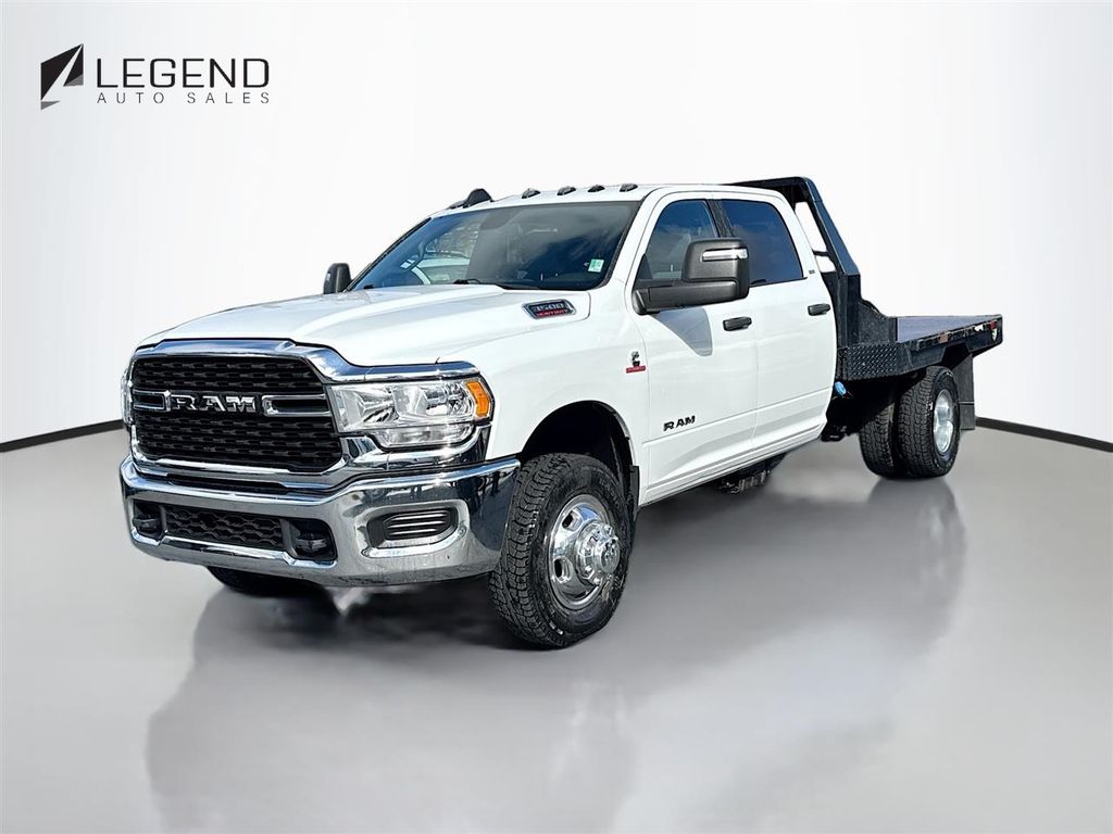 Bright White Clearcoat 2024 RAM 3500 Chassis SLT Crew Cab LB DRW 4WD Pickup Truck Four-Wheel Drive 6-Speed Automatic