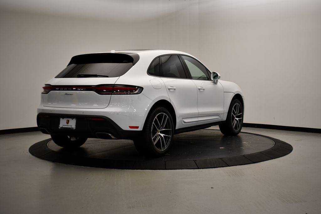 2024 Porsche Macan  6