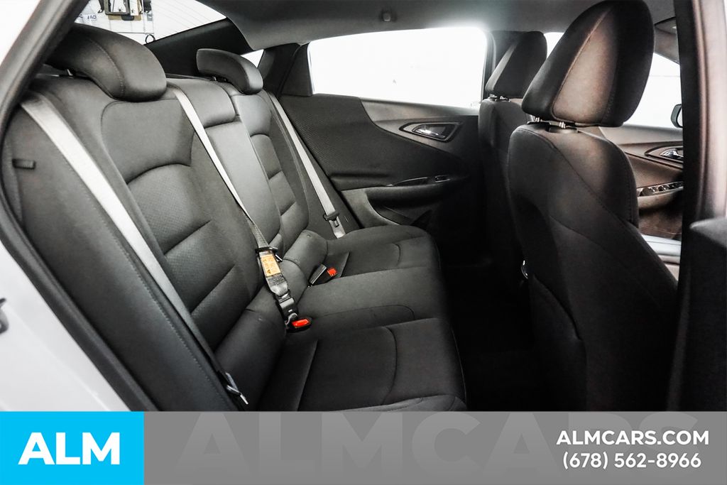 Used 2025 White Chevrolet LT image 20