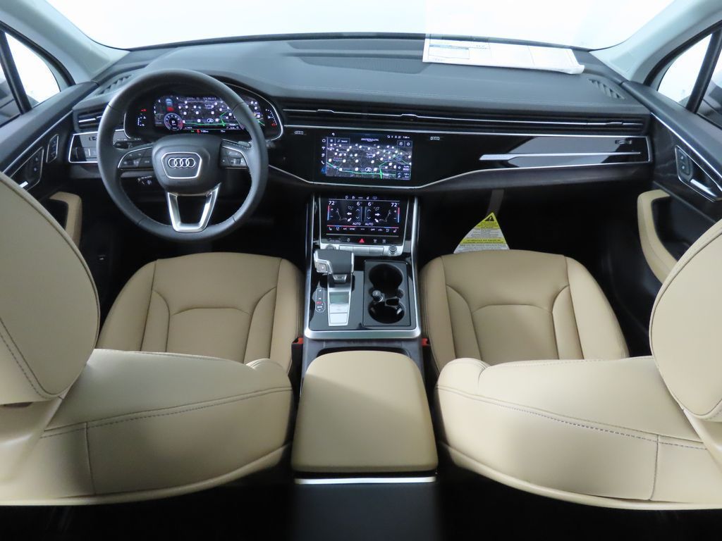 Thumbnail: 2026 Audi Q7 - 12