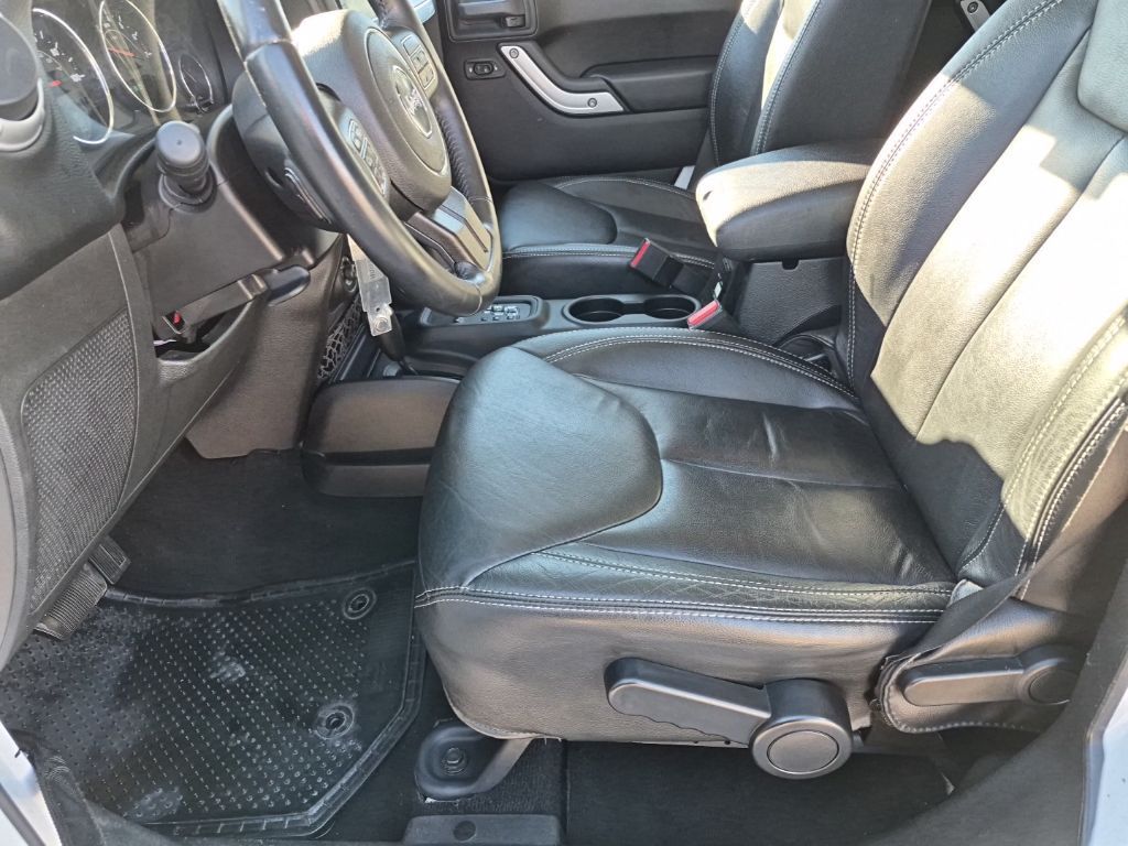 Used Car 2014 Jeep Wrangler  Unlimited Sahara For Sale Under $20,000 In Austin, Texas