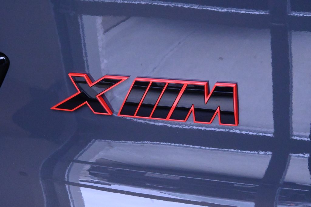 Thumbnail: 2026 BMW XM - 30