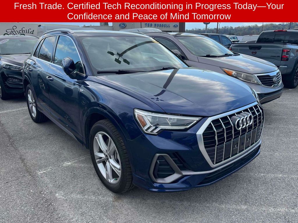 2022 Audi Q3 quattro Premium Plus S Line 45 TFSI