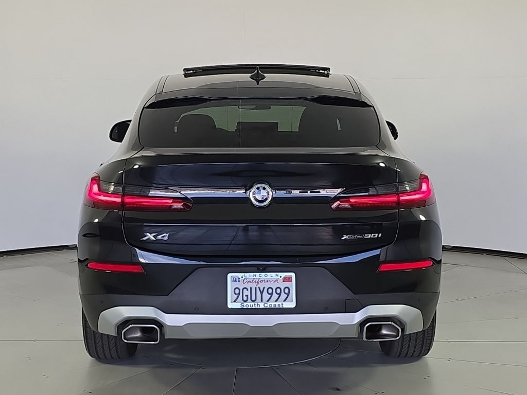 Thumbnail: 2023 BMW X4 - 8