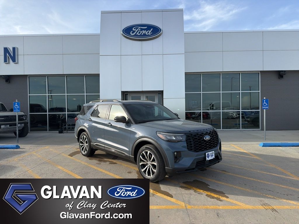 2026 Ford Explorer ST-Line AWD