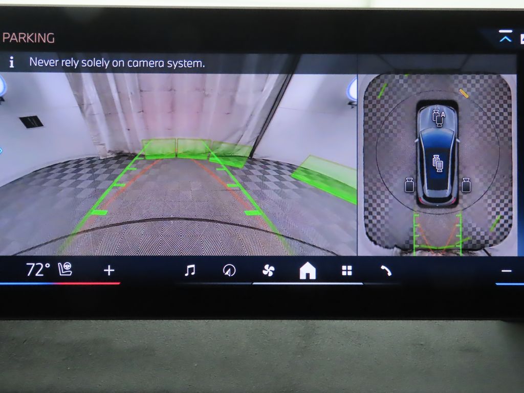 Thumbnail: 2026 BMW iX - 16