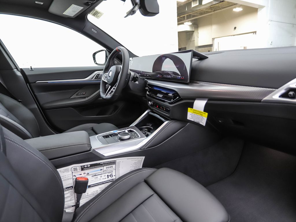2025 BMW i4 M50 28