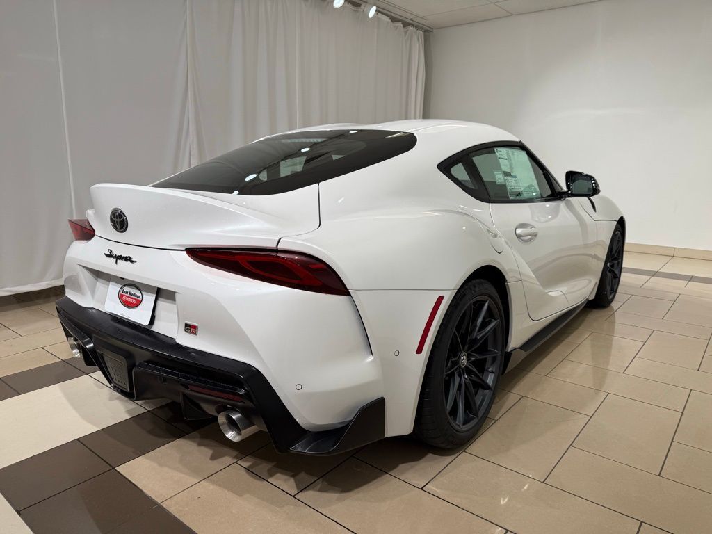 Thumbnail: 2026 Toyota GR Supra - 5