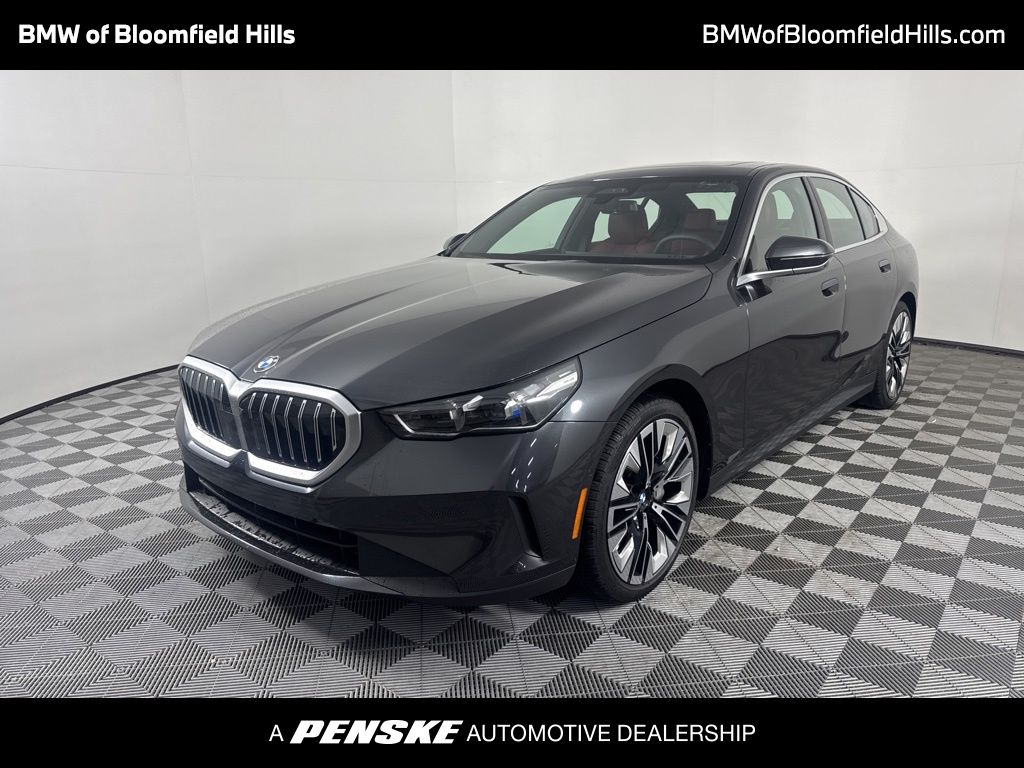 Gray (Dark Graphite Metallic) 2026 BMW 5 Series 540i xDrive Sedan All-Wheel Drive 8-Speed Automatic