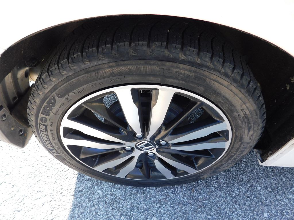 Thumbnail: 2019 Honda Fit - 8