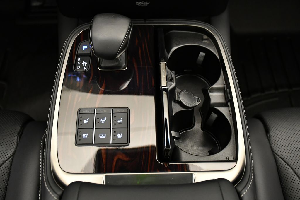 Thumbnail: 2023 Lexus LS - 28