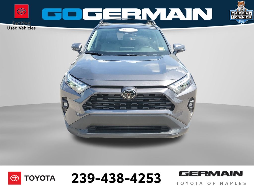 View vehicle photo 2