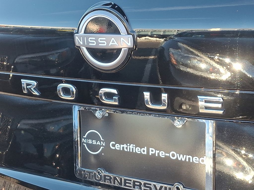 Thumbnail: 2023 Nissan Rogue - 30