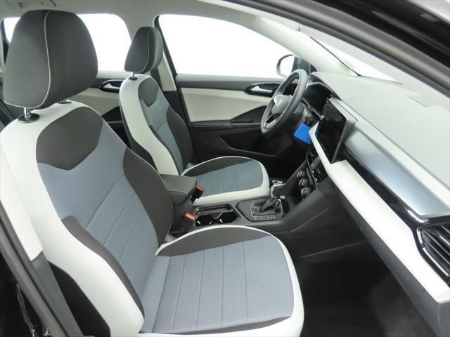 Thumbnail: 2026 Volkswagen Taos - 20