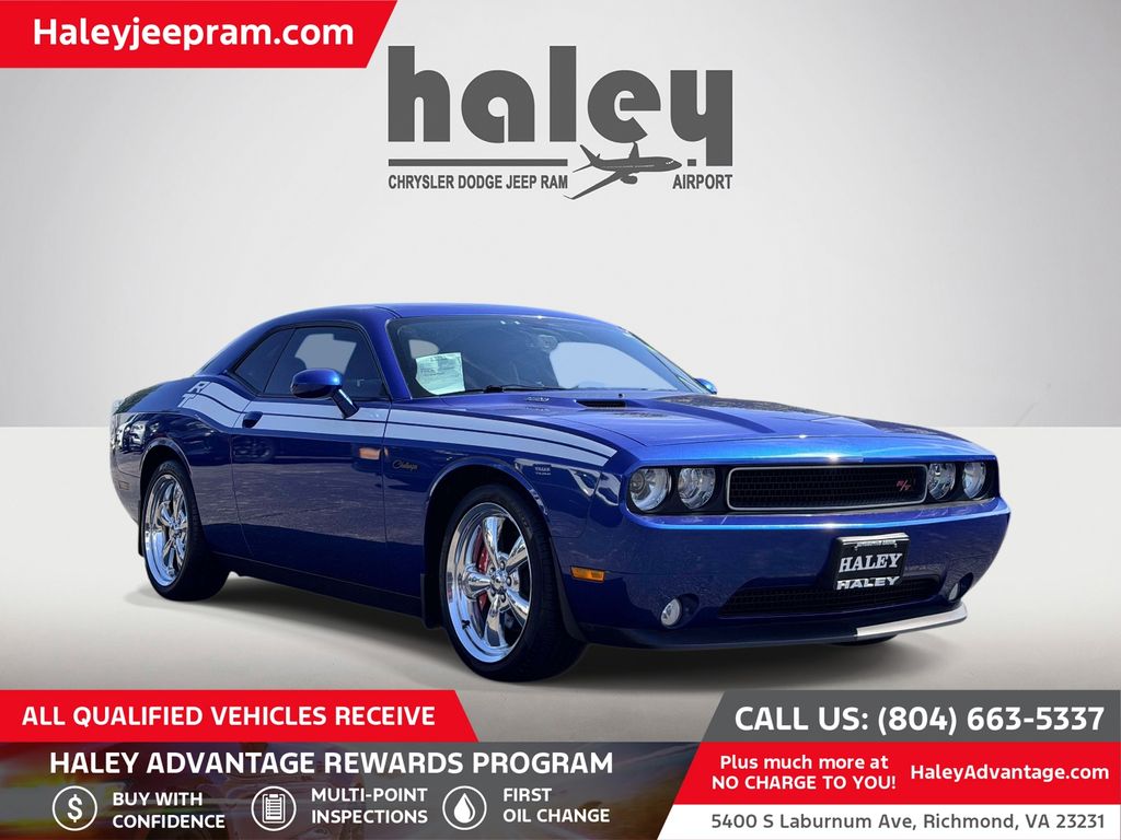 Blue Streak Pearlcoat 2012 Dodge Challenger Coupe Rear-Wheel Drive 6-Speed Manual