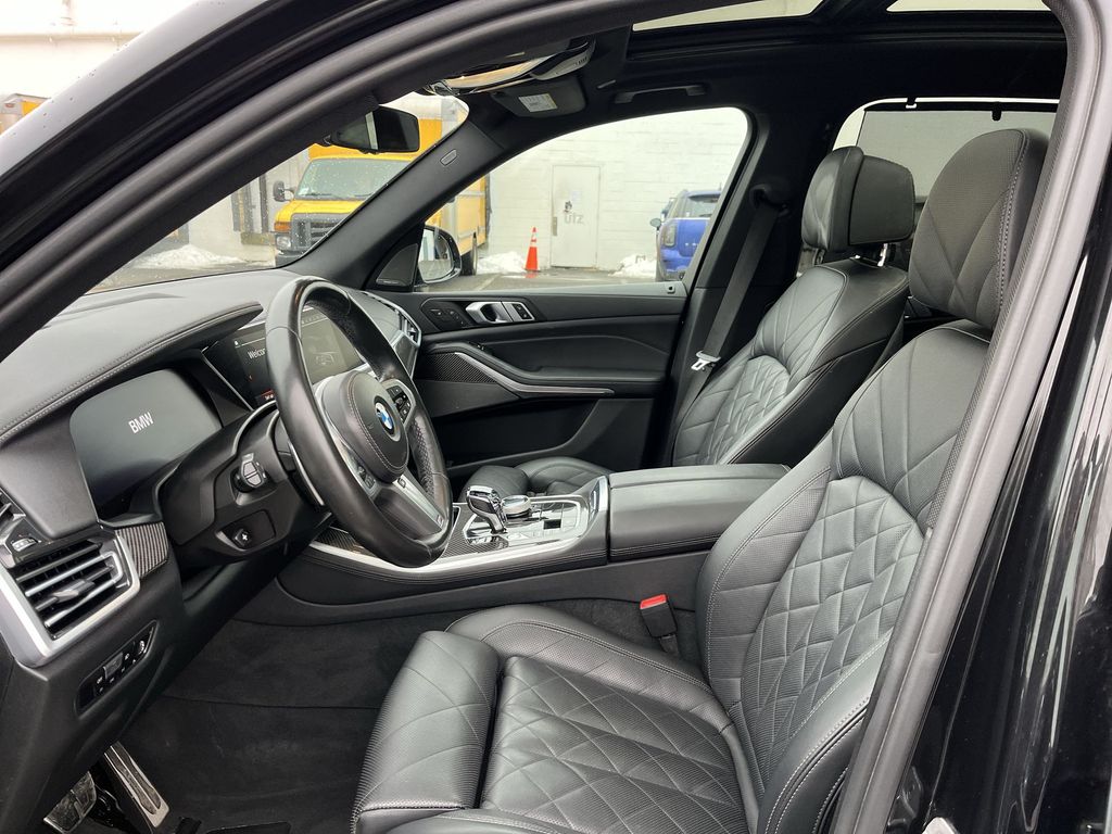 Thumbnail: 2023 BMW X5 - 11