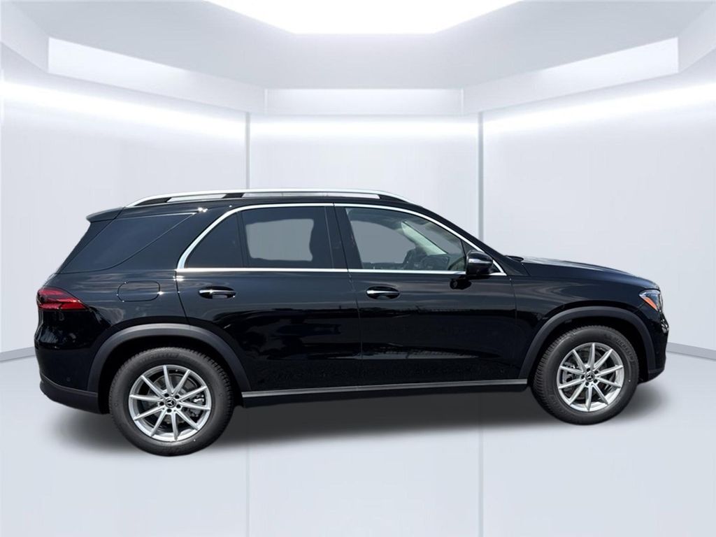 Thumbnail: 2026 Mercedes-Benz GLE - 6
