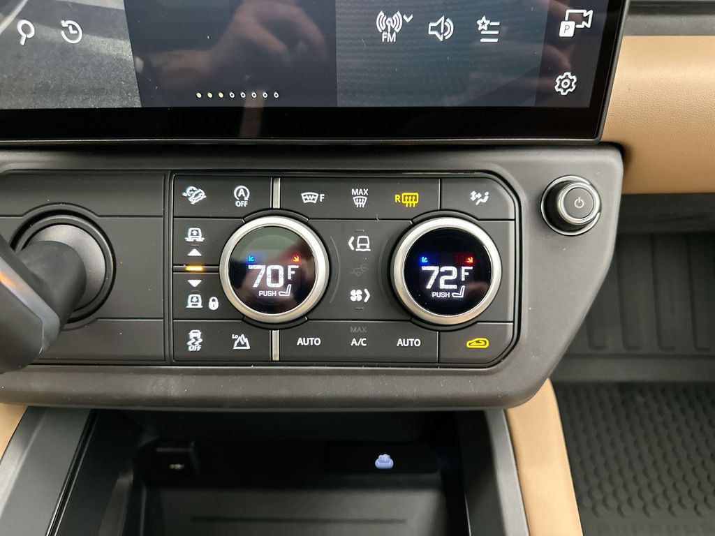 Thumbnail: 2026 Land Rover Defender - 13