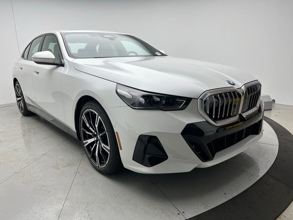 2025 BMW 5 Series 530i 2