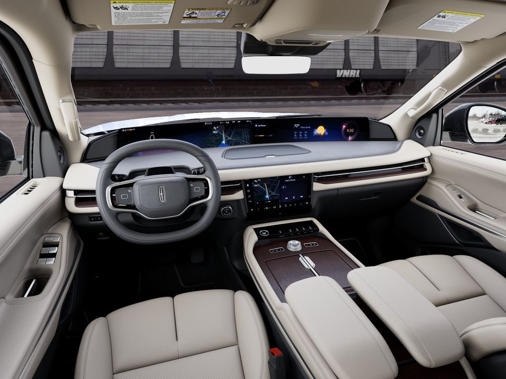 Thumbnail: 2027 Lincoln Navigator - 9