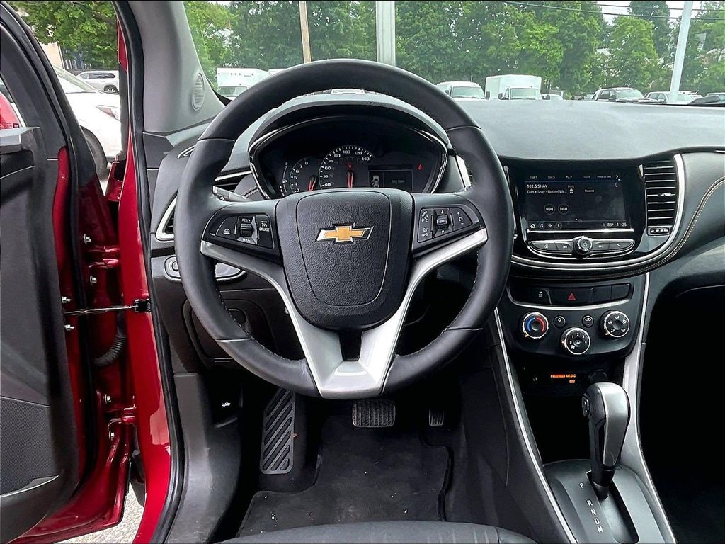 2018 Chevrolet Trax — photo 17