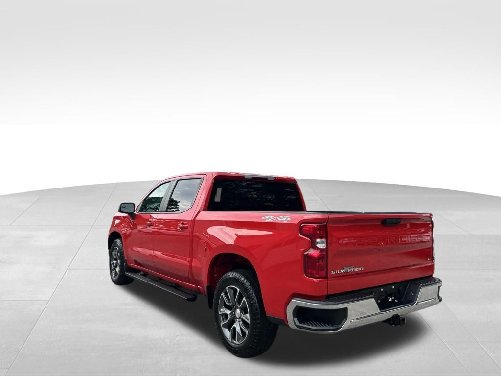 Used 2024 Red Chevrolet LT image 3