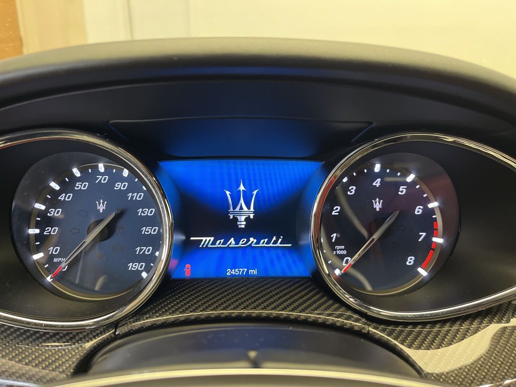 Thumbnail: 2018 Maserati Quattroporte - 16