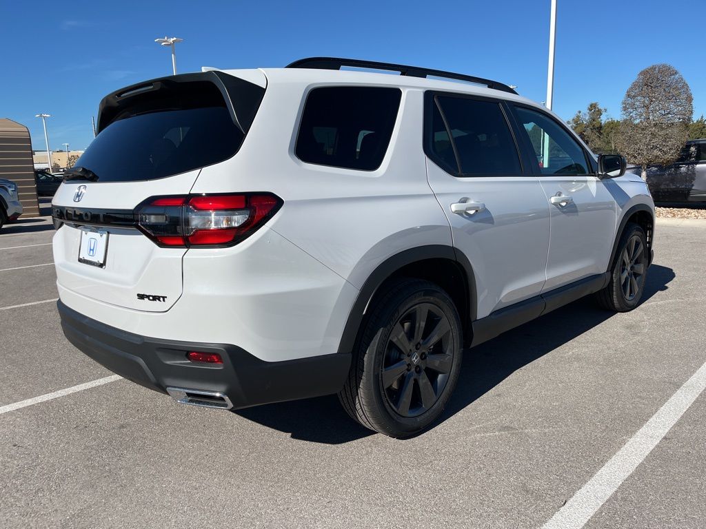 Thumbnail: 2025 Honda Pilot - 3