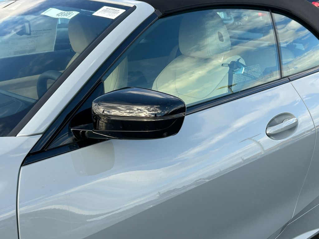 Thumbnail: 2026 BMW 4 Series - 10