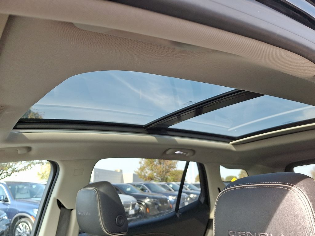 Thumbnail: 2019 GMC Terrain - 15